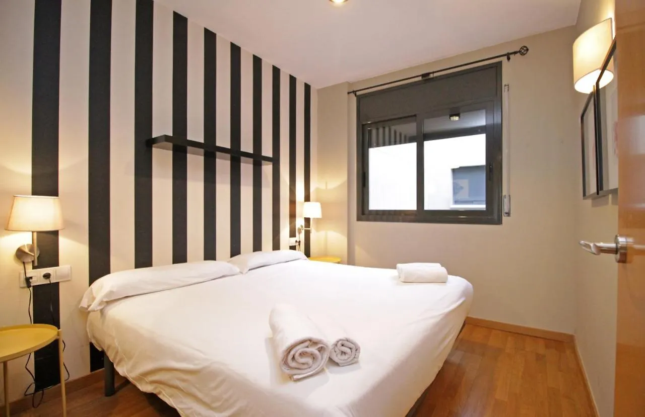 Ainb Eixample-Entenca Apartments Barselona 0*,  İspanya