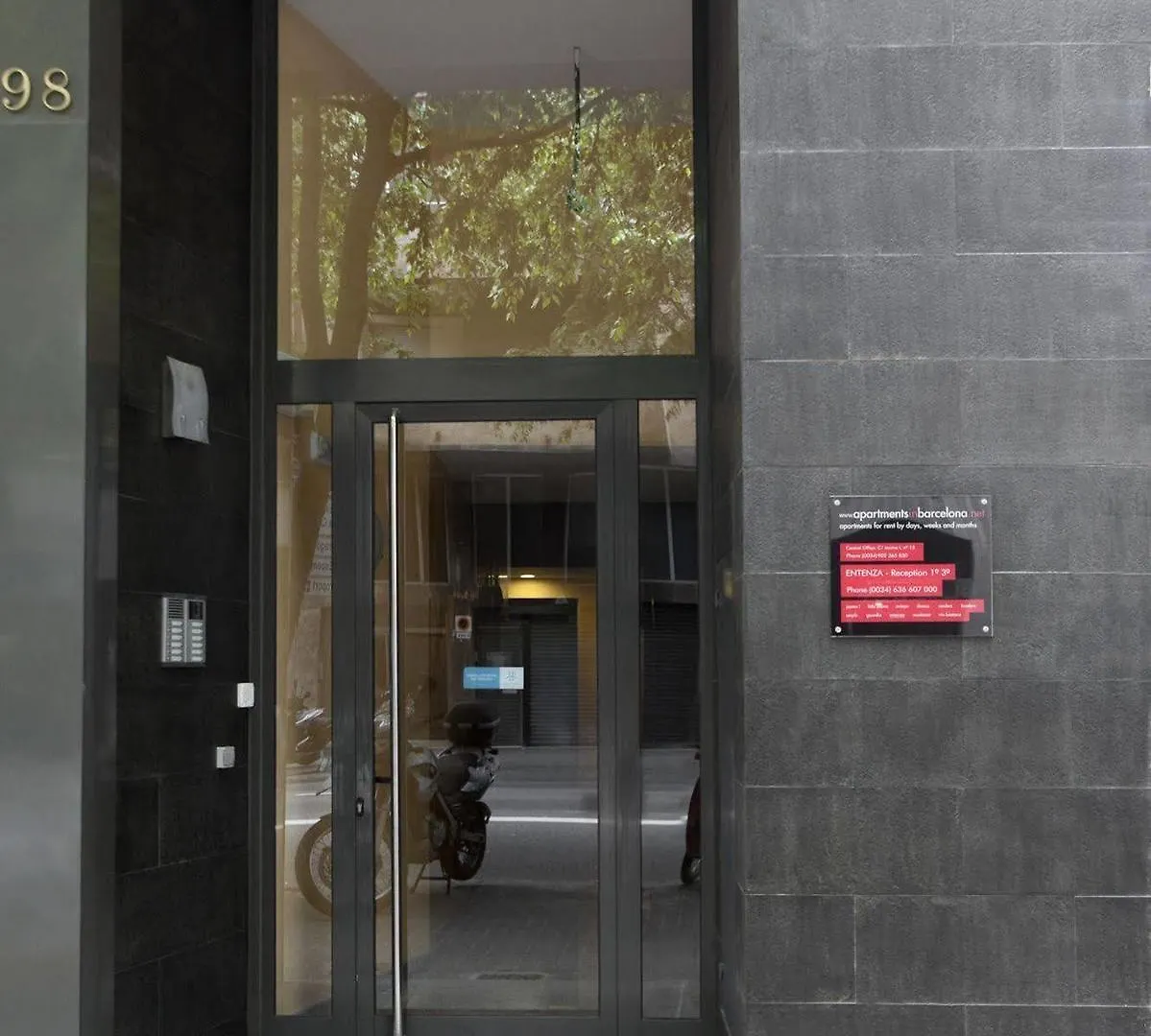 Ainb Eixample-Entenca Apartments Barselona İspanya